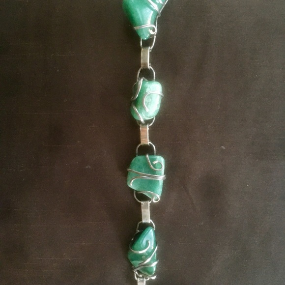 Jade Wire Wrapped Artisan Metalwork Deco Bracelet - Picture 2 of 7